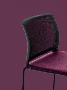 Штабелируемый стул из ткани