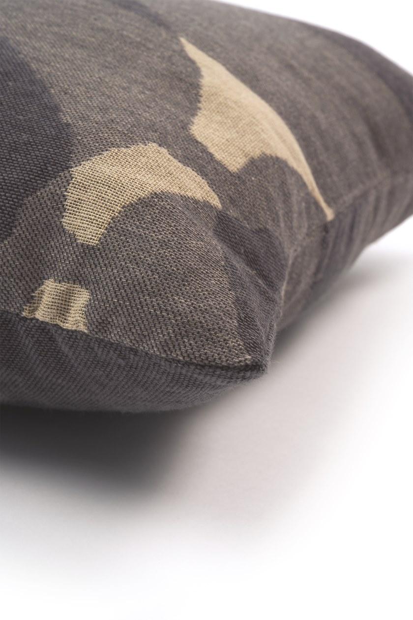 Ethnicraft Прямоугольная подушка из ткани Refined layers 21029 - Вид №1