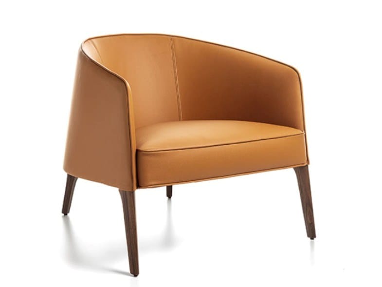 Кожаное кресло с подлокотниками Frigerio Джеки ARCH-00071658