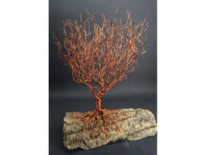 Скульптура из алюминия и оливкового дерева