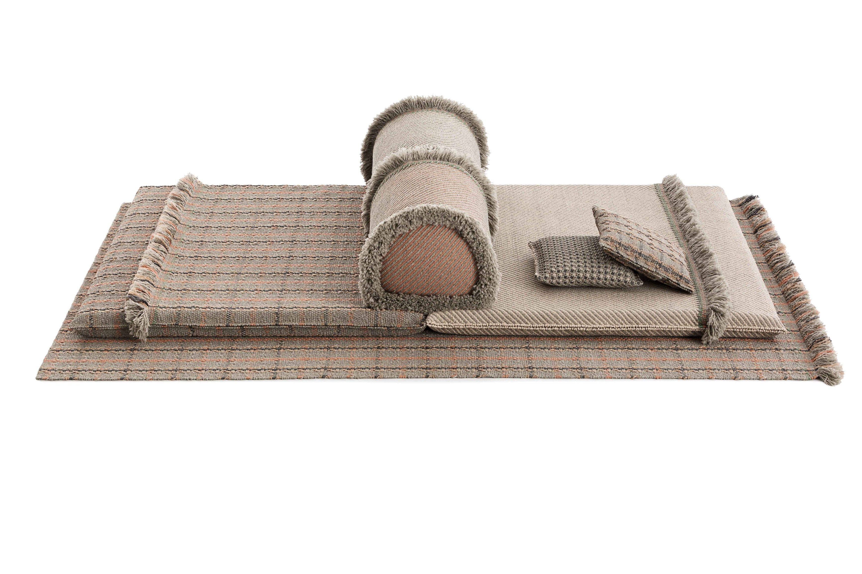 Наружная напольная подушка из синтетического волокна GAN Garden Layers ARCH-00027377 - Вид №3