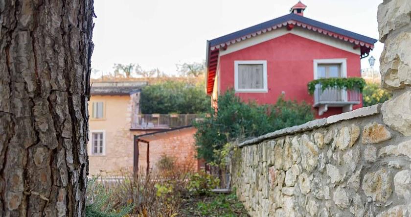 L'Officina by Adami Пергола с несъемным навесом с каналом для сбора воды sun-id-1483790 - Вид №9