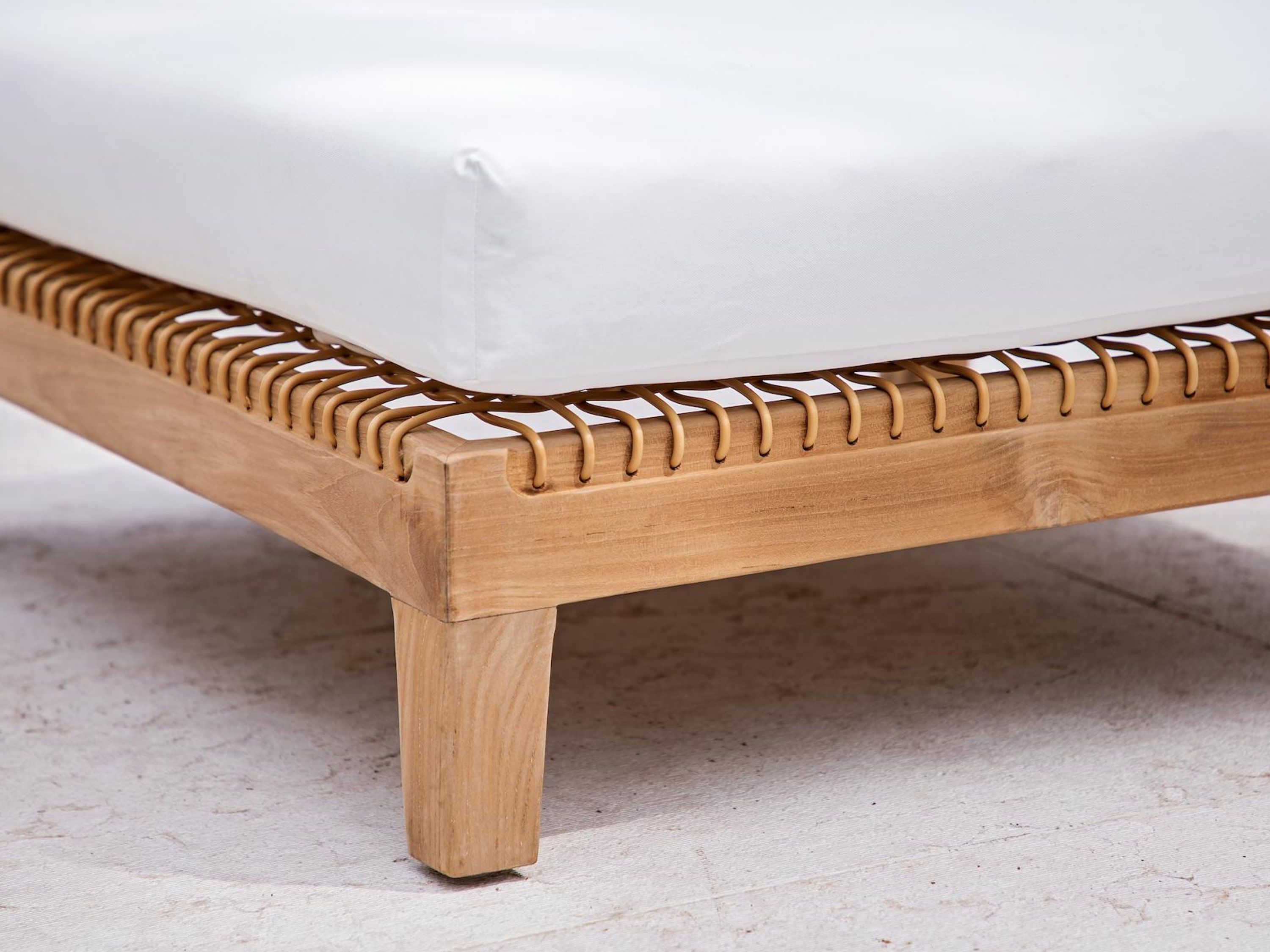 Квадратный садовый пуфик cbdesign Вена ARCH-00095863 - Вид №1