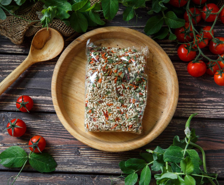 5348 Рис бурый с томатами и базиликом Вкусляндия  - Вид №1