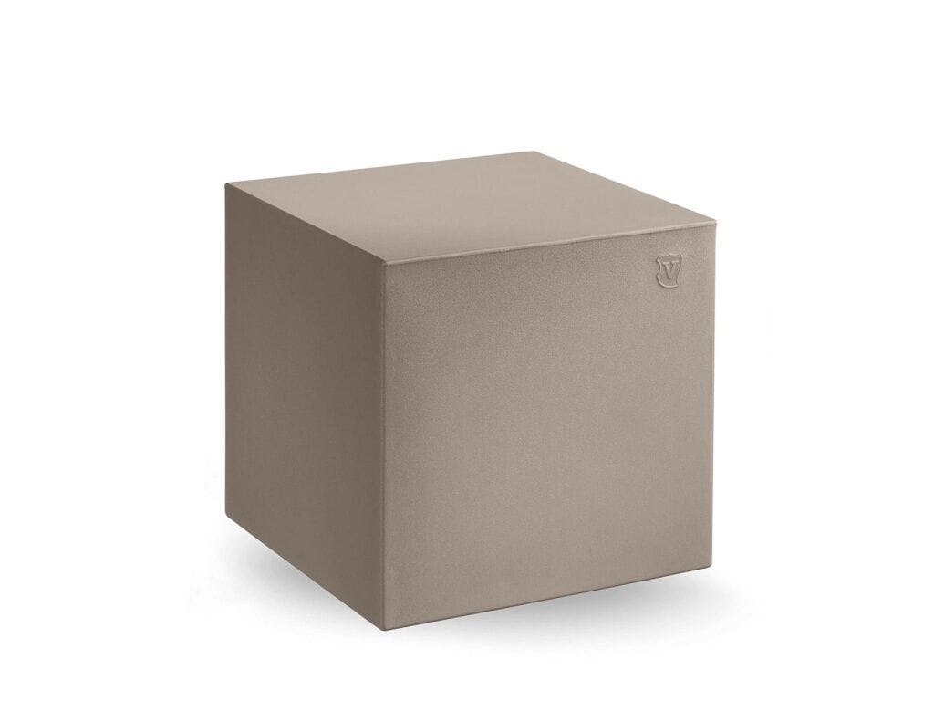 Квадратный полиэтиленовый садовый пуфик Lyxo Design блок ARCH-00056537