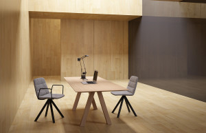 007471 Стол Viccarbe Trestle