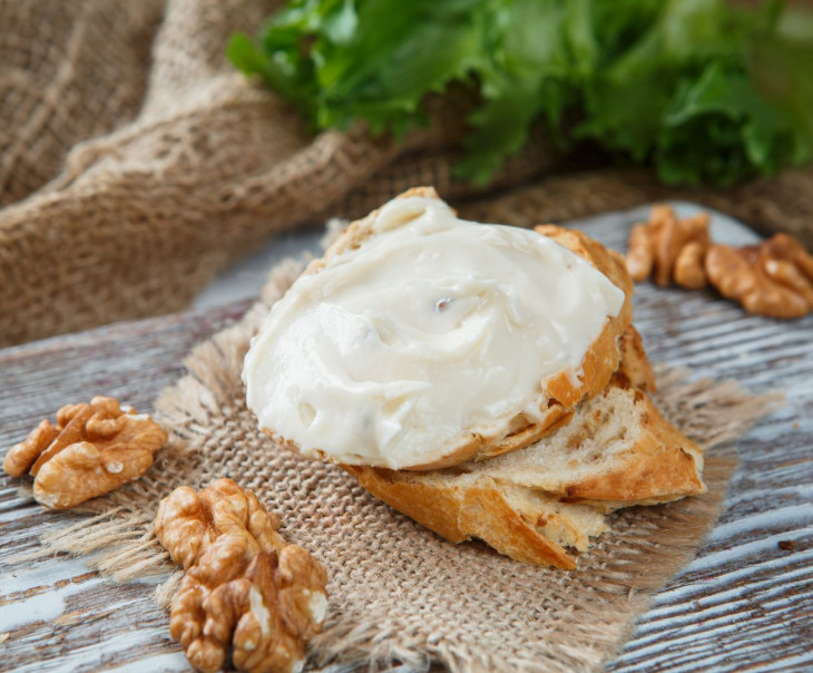 3880 Сыр плавленый с грецким орехом Вкусляндия  - Вид №1