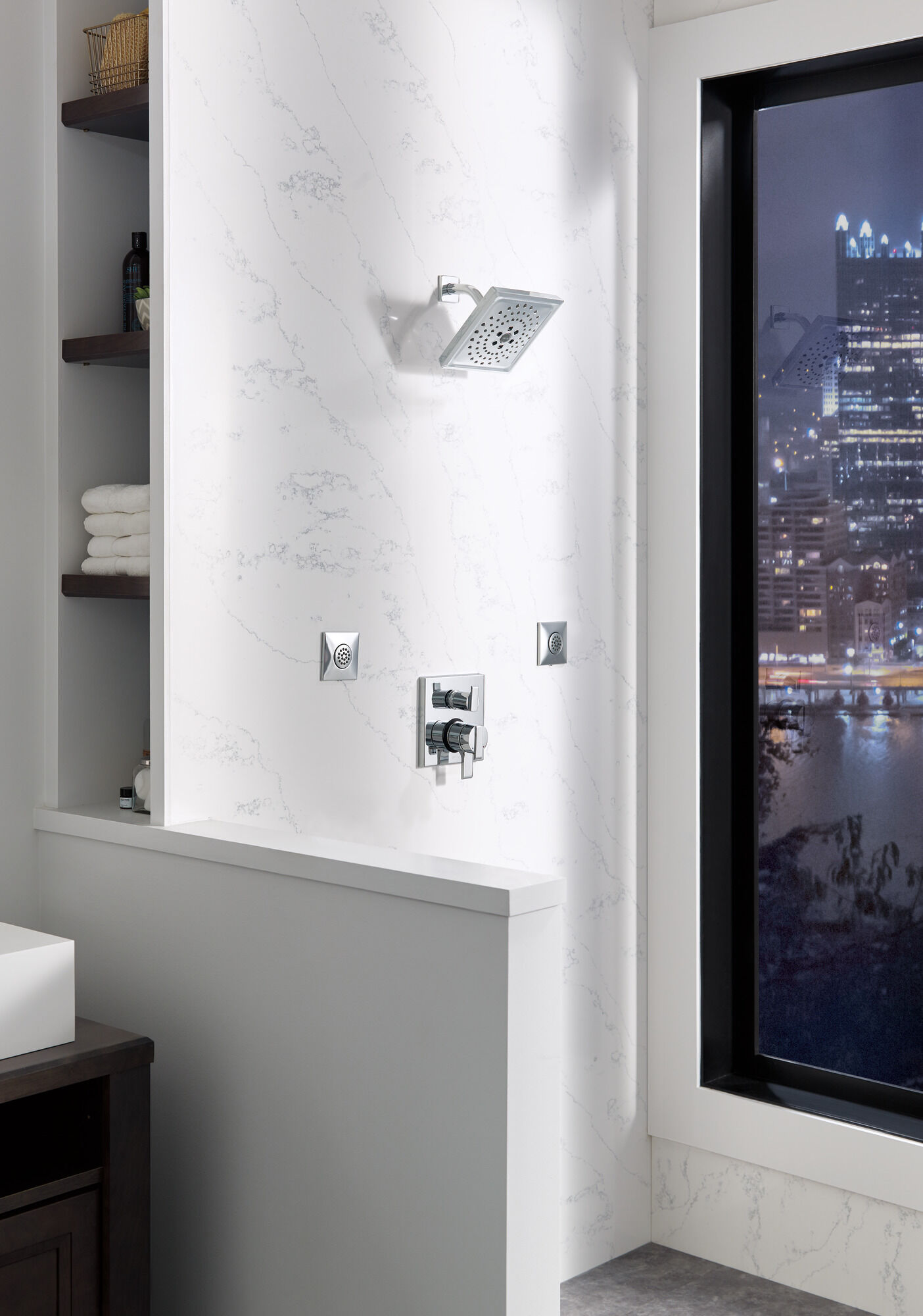 T27867 Трим клапана Angular Modern Monitor® серии 17 со встроенным дивертором на 3 положения Delta Faucet Delta Хром - Вид №4