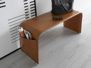 Кожаная скамья