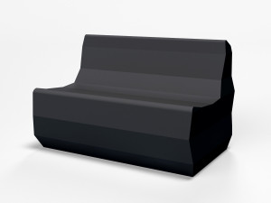 Диван с пенопластовым покрытием