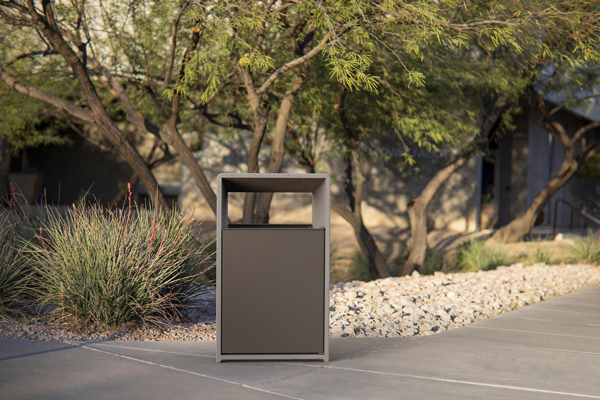 FSRT220 Емкость для мусора со скосом  Forms-surfaces 