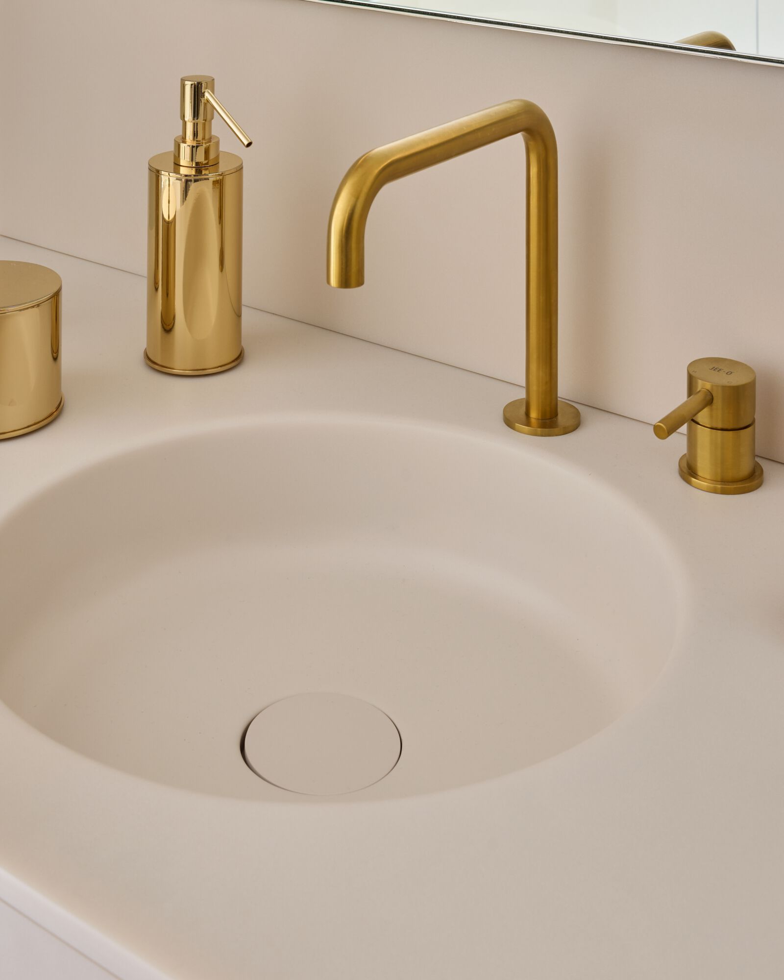 Диспенсер для мыла из хромированного металла Vallvé RITZ ARCH-00001443 - Вид №5