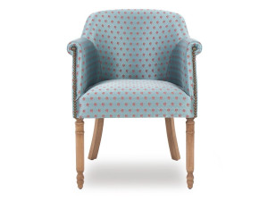 Тканевое кресло с подлокотниками