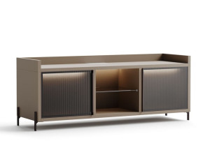 Шкаф с распашными дверями