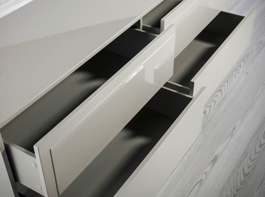 074197 Сервант -C Angel Cerda CP1709 