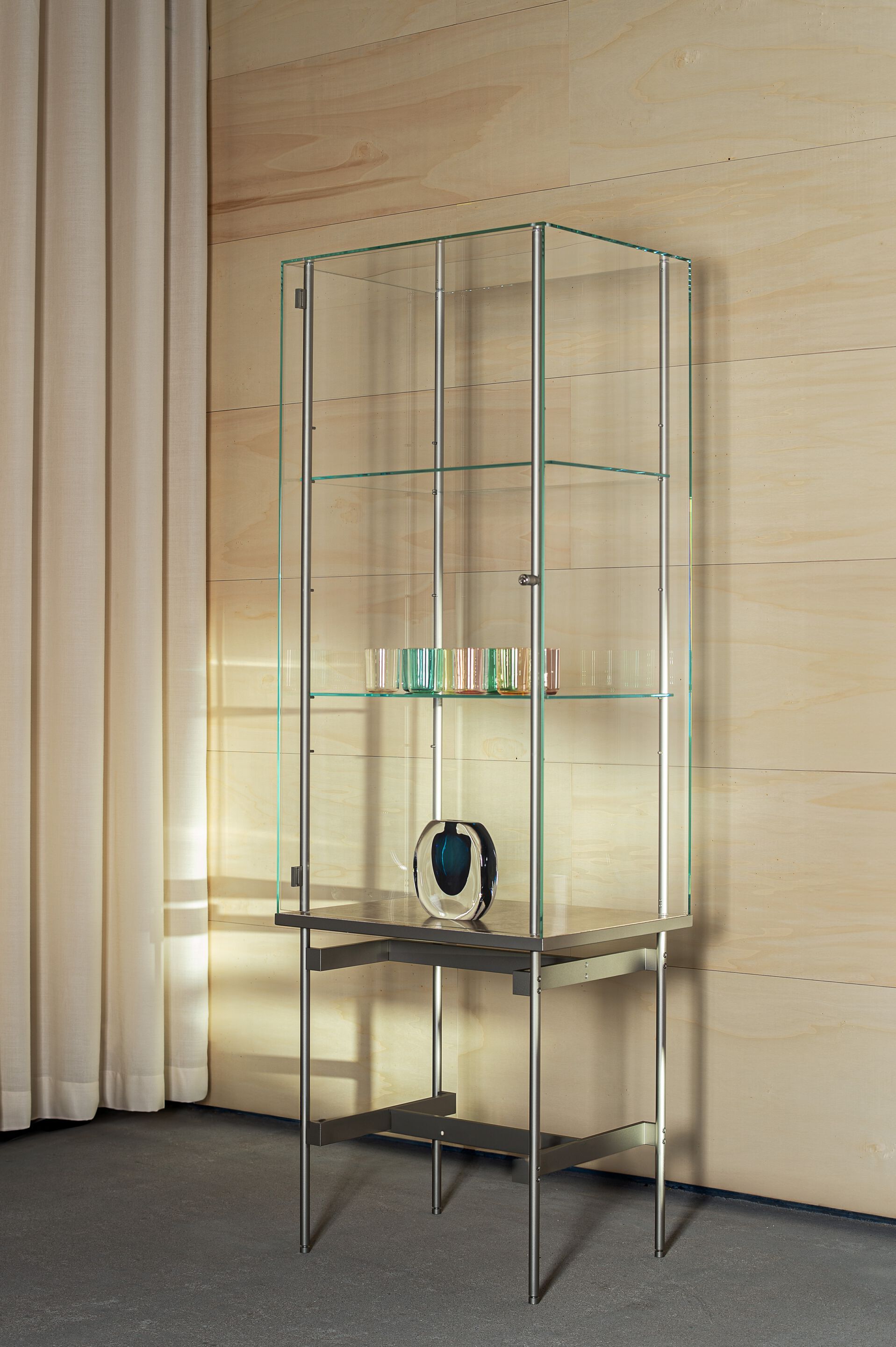 Витрина из стали и стекла Alinea Design Objects Визуальная ARCH-00037506 - Вид №10