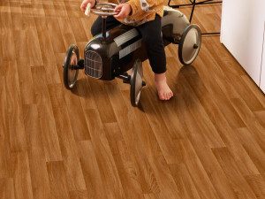 Нескользящий виниловый пол с эффектом дерева