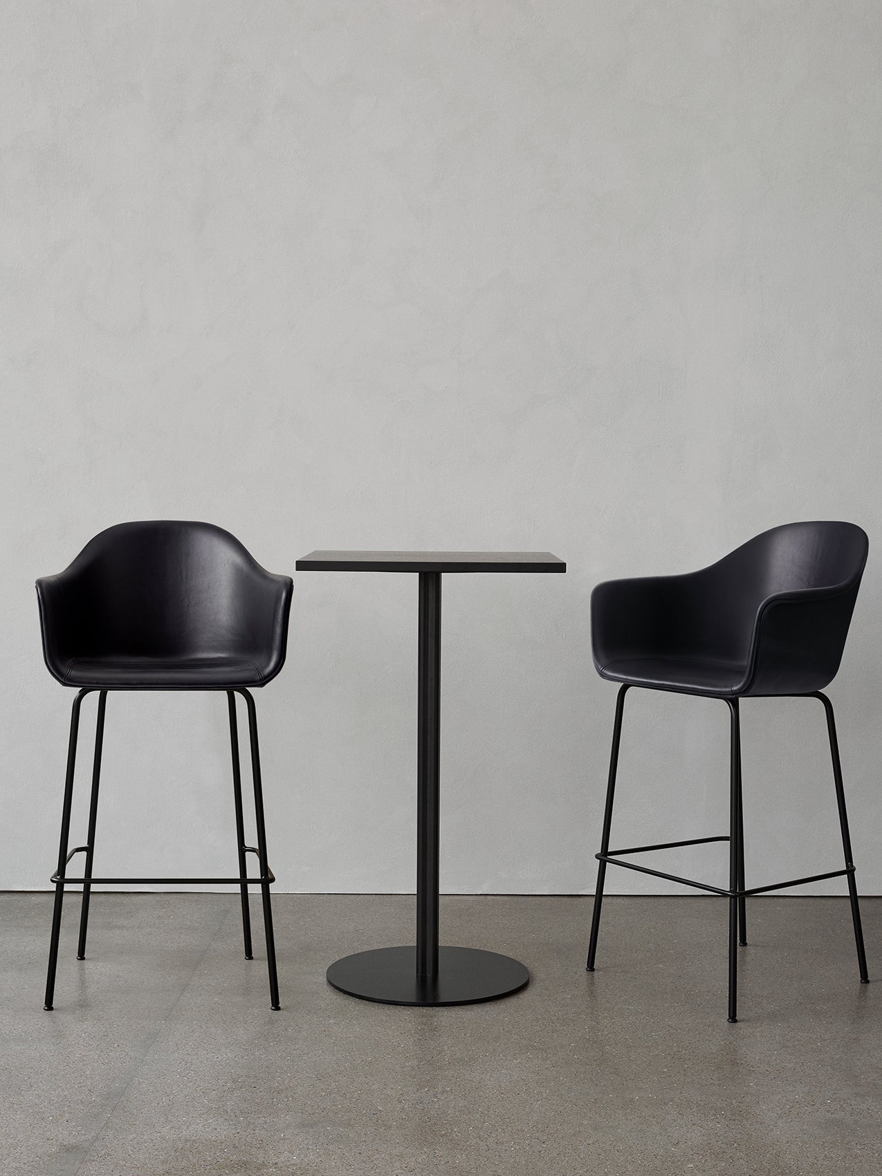 9352002-02FY09ZZ Harbour Arm Chair, Мягкое LuceLight  - Вид №17