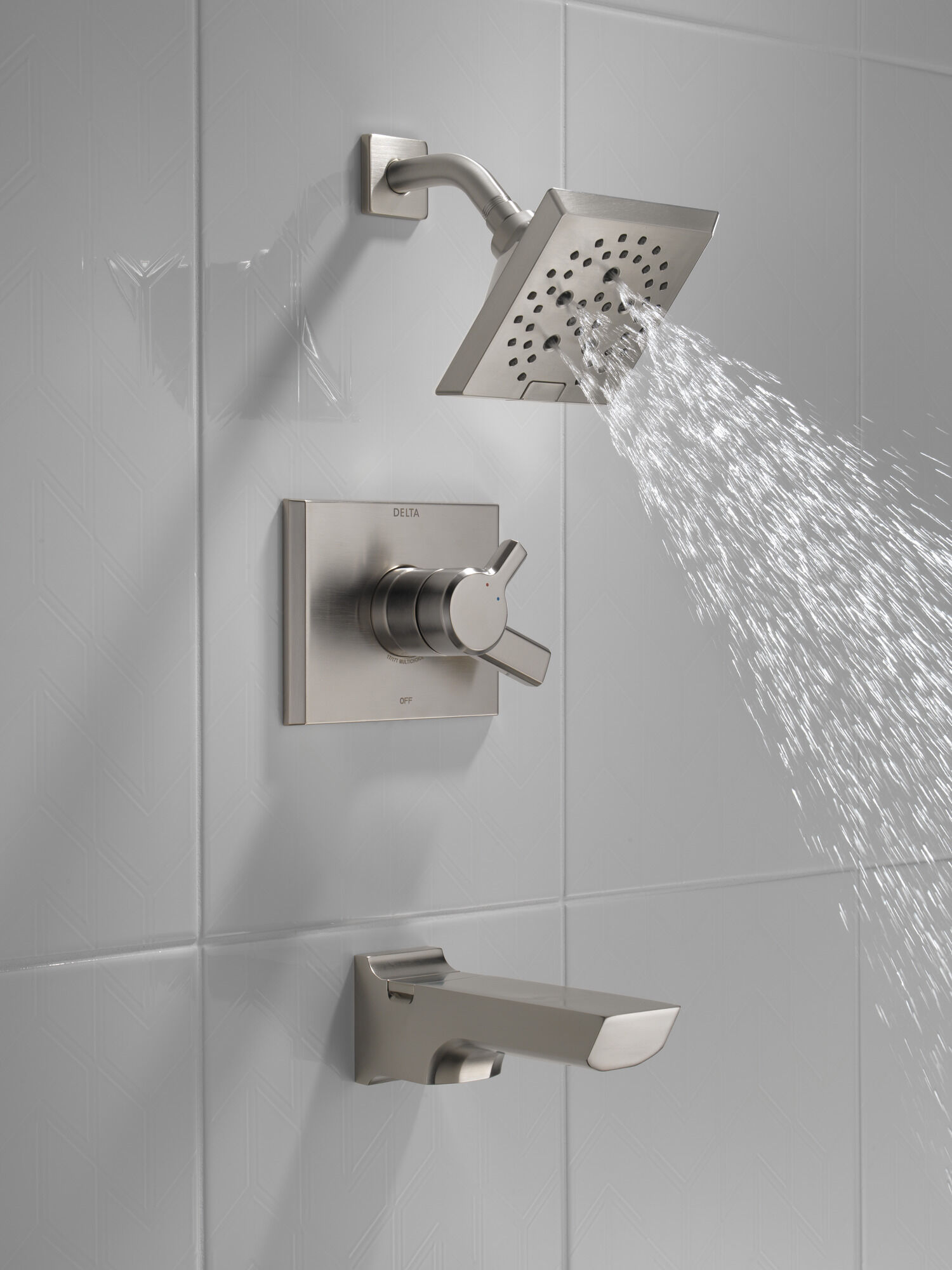 Monitor® 17 Series H2Okinetic® для ванны и душа Delta Faucet T17499-SS - Вид №4