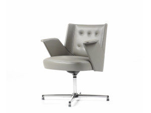 Кожаное кресло