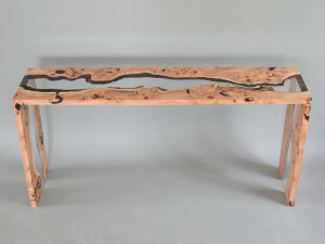 Прямоугольная консоль