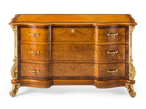 Комод из шиповника