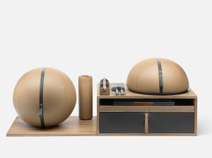 Оборудование для фитнеса из дерева и кожи