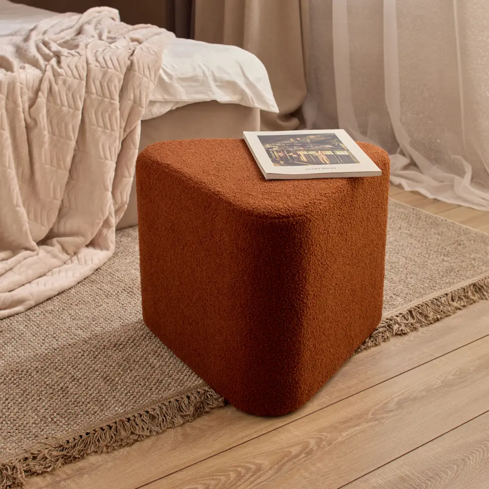 Santreyd: Треугольный пуф букле в терракотовом оттенке 89392879 STLM-1463489 - Вид №3