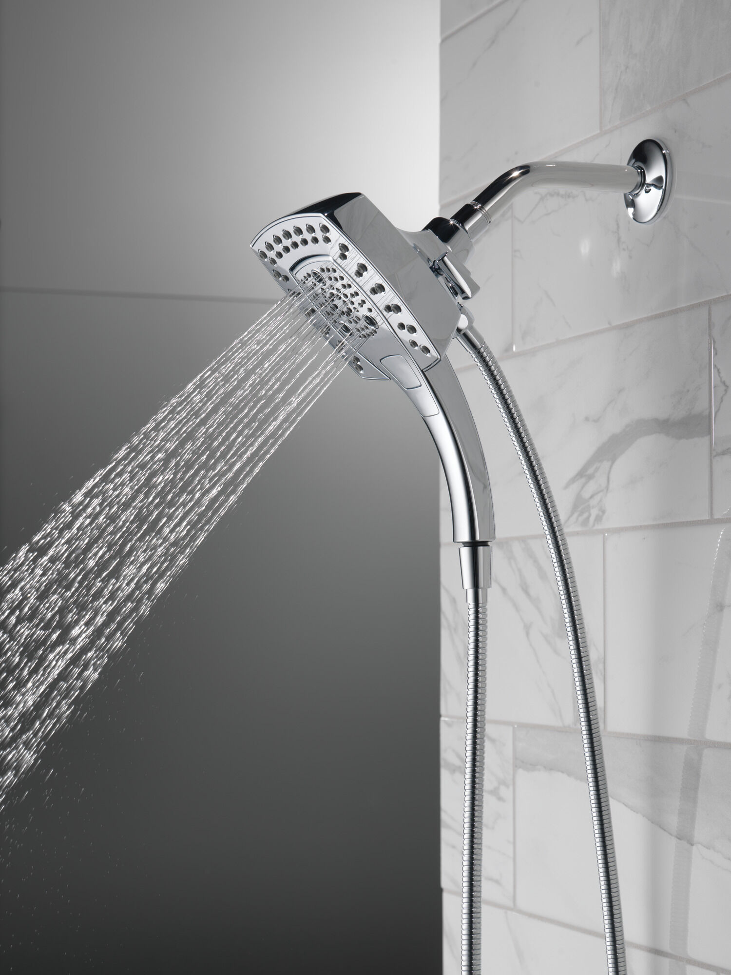 58474 H2Okinetic® In2ition® Душ два в одном с 5 настройками Delta Faucet Universal Showering Хром  - Вид №12