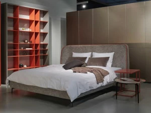 Kettnaker Двуспальная кровать с обивкой из ткани