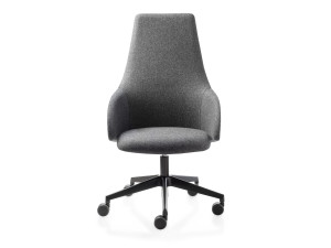 Офисное кресло руководителя