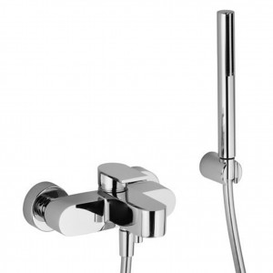 1016  Смеситель из стены для ваннывылет 17 см ручка переключатель на 2 потока с кнопкой ручная лейка SUN держатель ручной лейки гибкий шланг 150 см ПВХ Fantini Rubinetti MARE