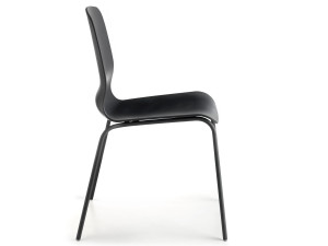 Стул из инженерного пластика