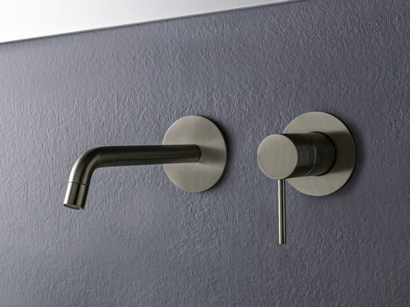 Латунь однорычажный настенный смеситель для раковины Rubinetterie Treemme Up+ ARCH-00151945