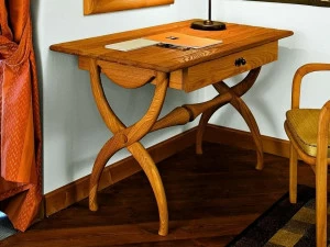 Arnaboldi Interiors Стол из каштана с ящиками Rota