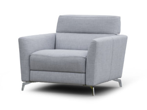 Тканевое кресло с подголовником