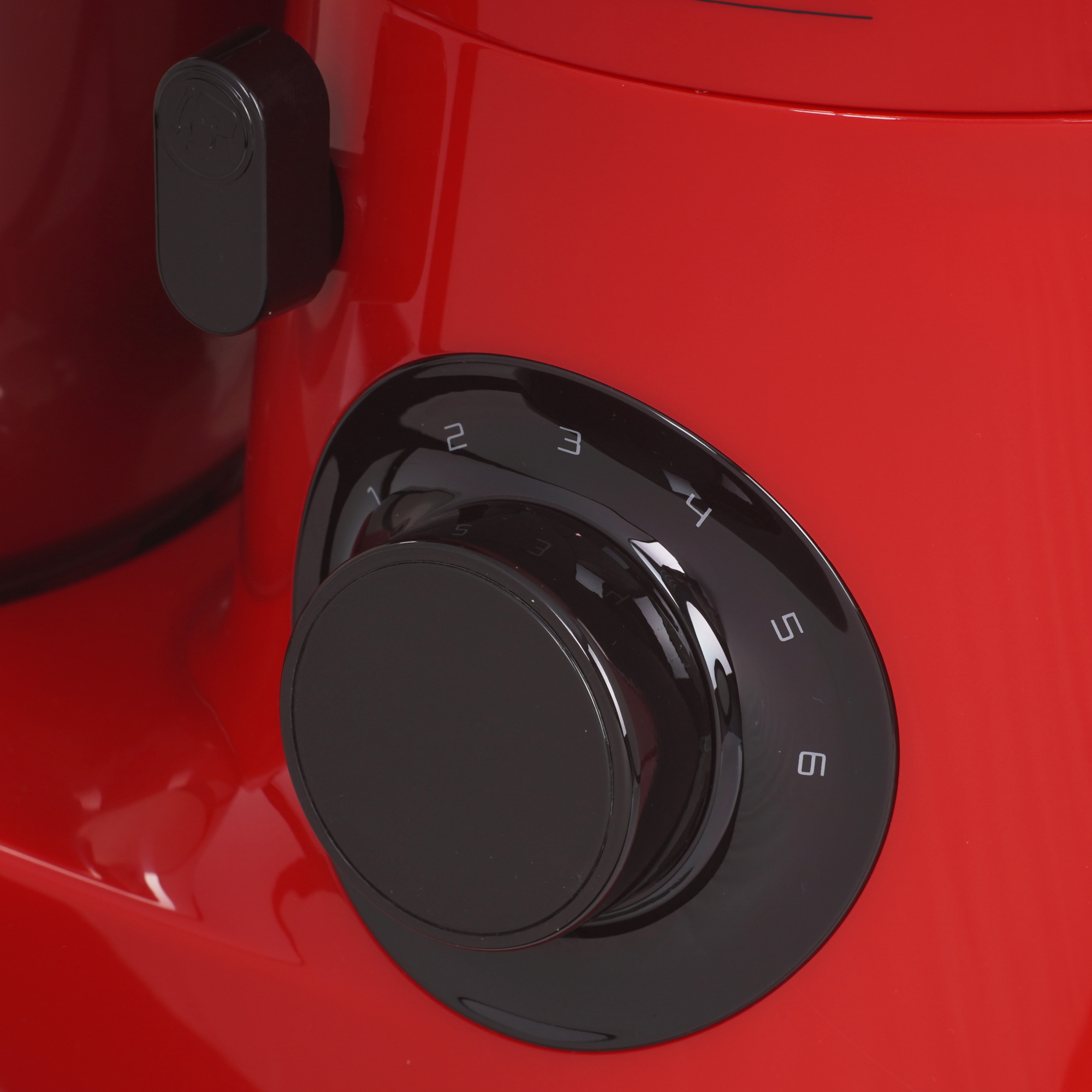 9231869 Кухонная машина Korting KKM 0103 Diva красный STDN-0080174 - Вид №3