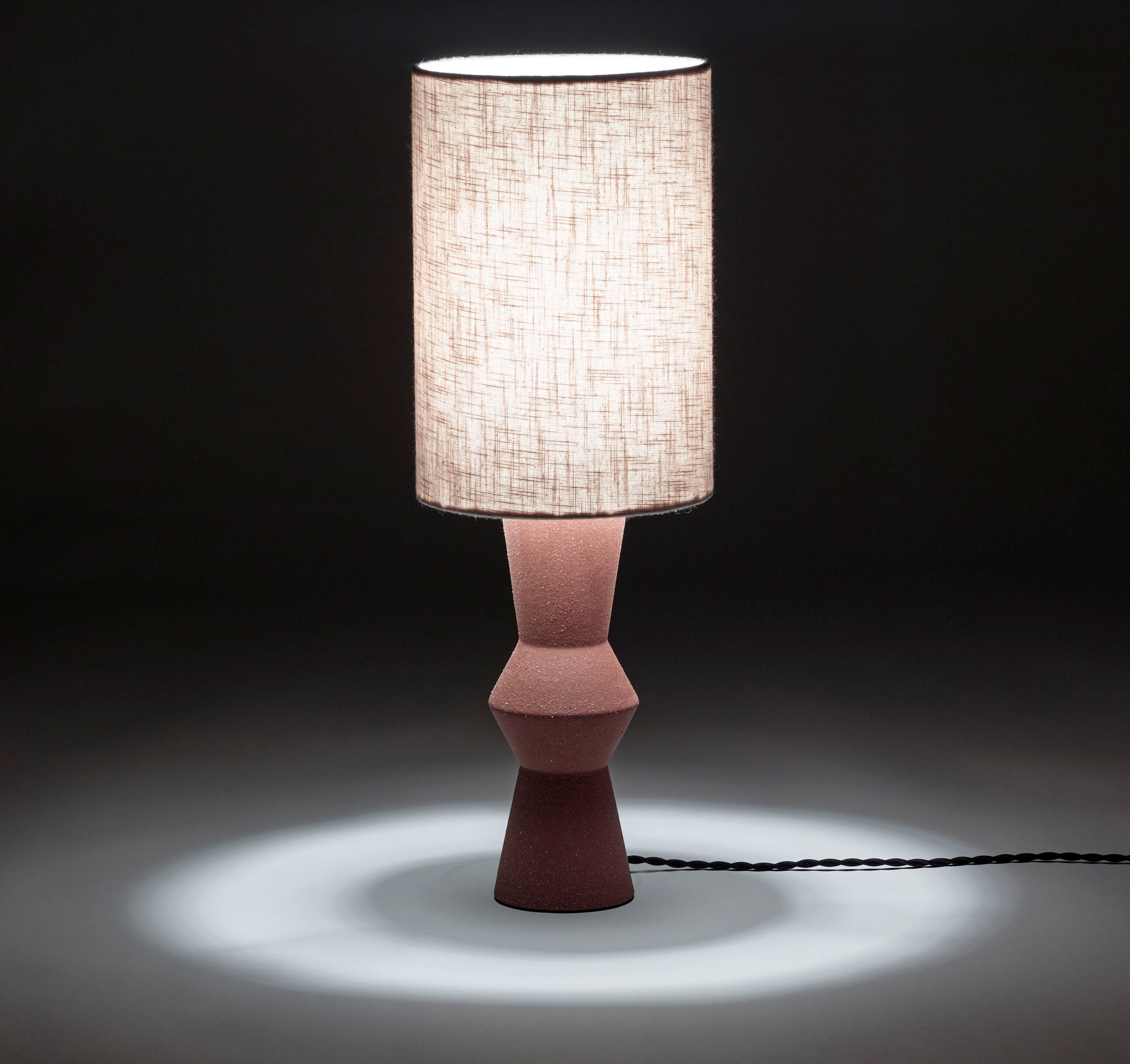 Терракотовая настольная лампа Serax Освещение Мари Михильссен ARCH-00003763 - Вид №1