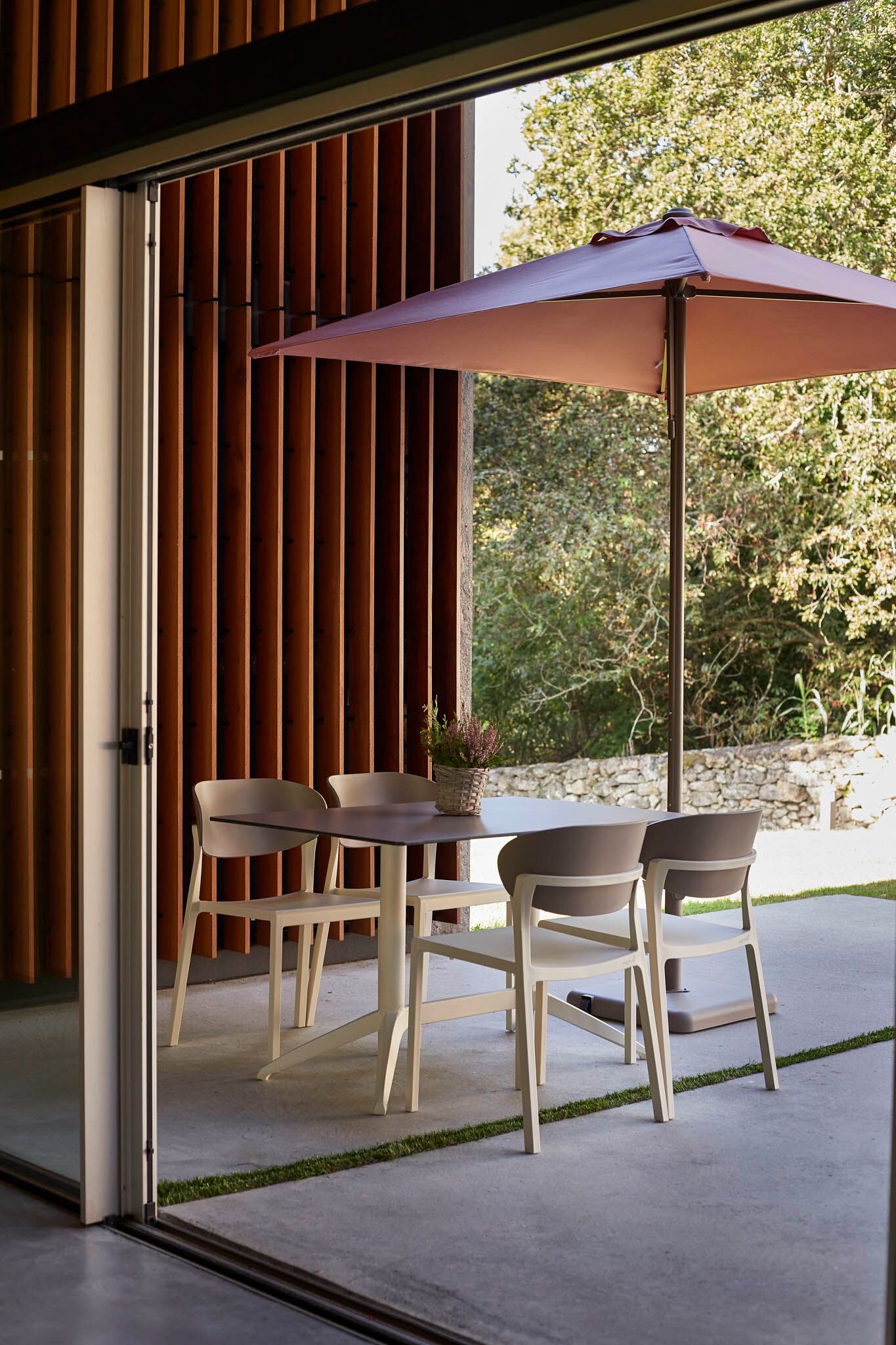 Алюминиевый и Sunbrella®квадратный зонтик Ezpeleta EOLO SUNBRELLA ARCH-00068865 - Вид №1