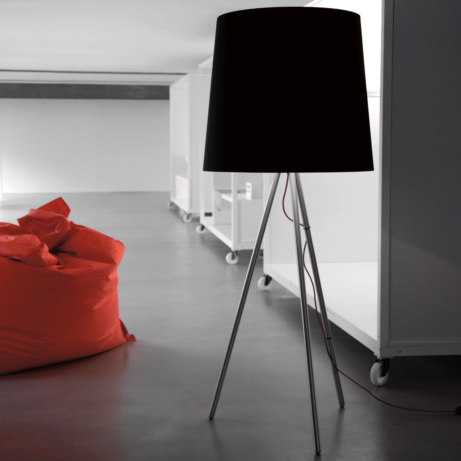 Металлическая напольная лампа с тканевым абажуром Martinelli Luce Eva ARCH-00144015 - Вид №2