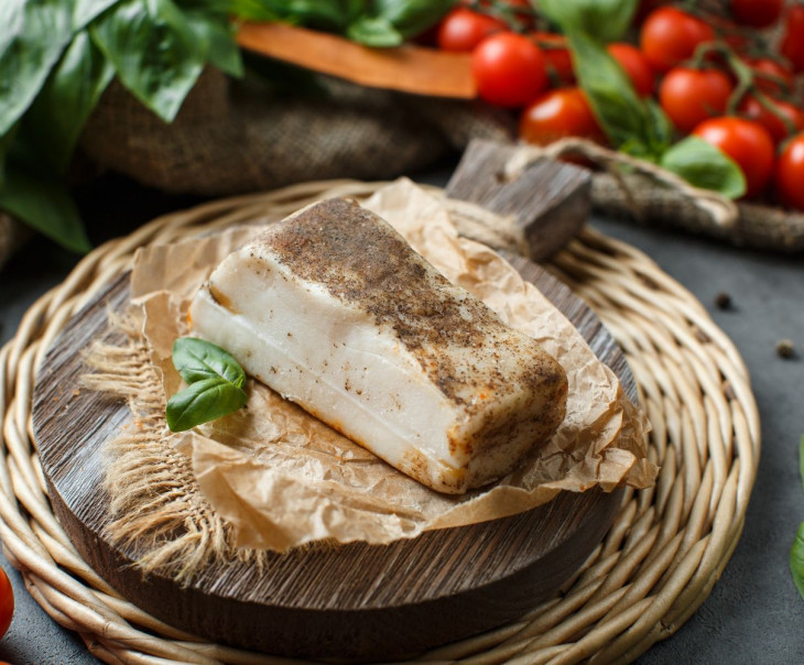 6683 Сало по-домашнему с чесноком и черным перцем Вкусляндия  - Вид №1