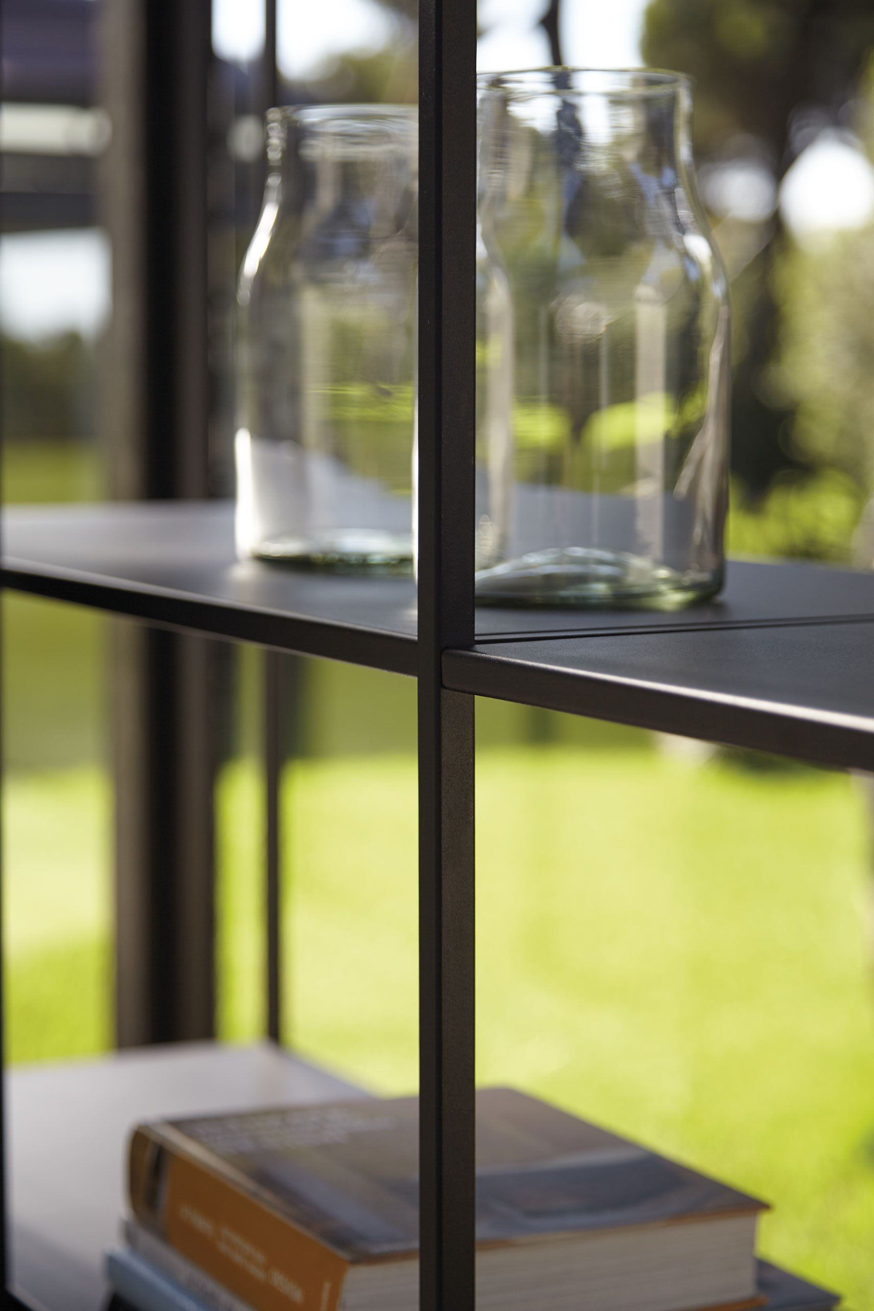 Деревянный книжный шкаф на колесах Punt Literatura ARCH-00034358 - Вид №37