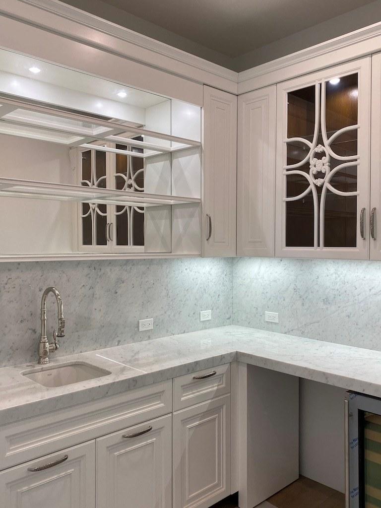 Martini Interiors Кухня на заказ из массива дерева с островком с ручками Bakersfiel sun-id-1405032 - Вид №6