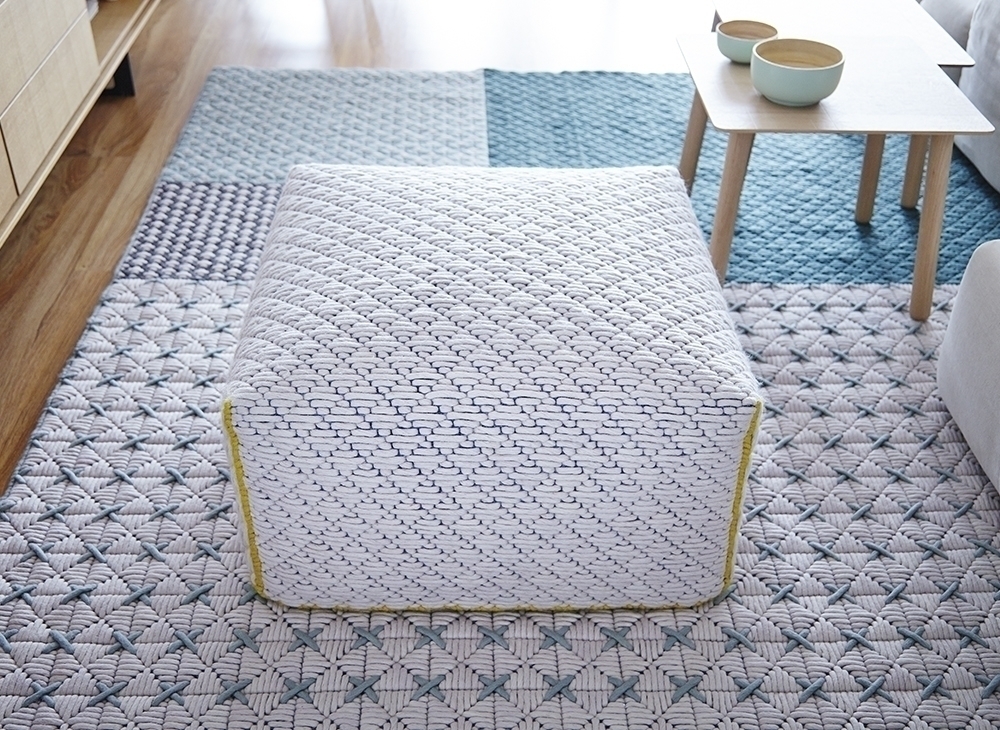 100343 Пуф большой White GAN Silai Silaï