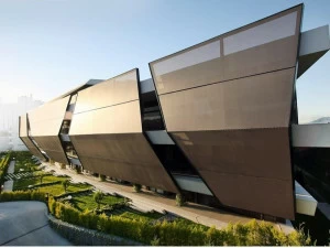 SERGE FERRARI Текстильный фасад Frontside