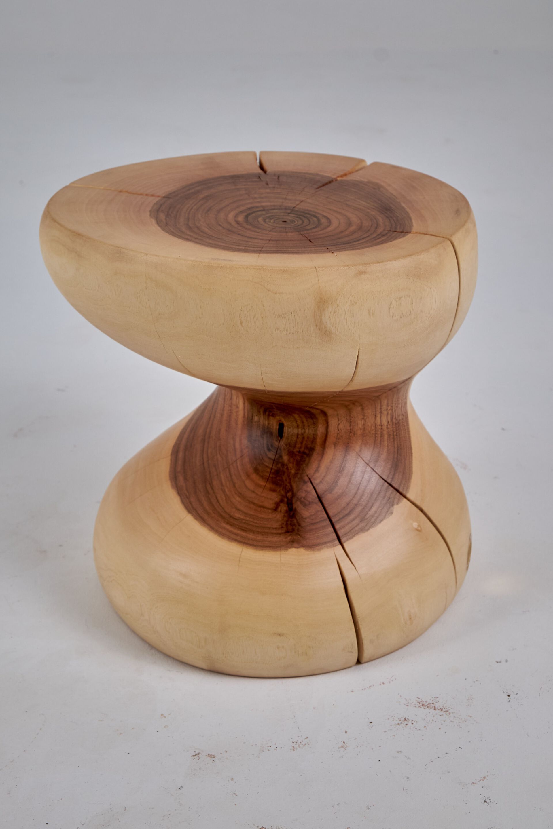 Журнальный столик из грецкого ореха Logniture Leszy ARCH-00072318 - Вид №1