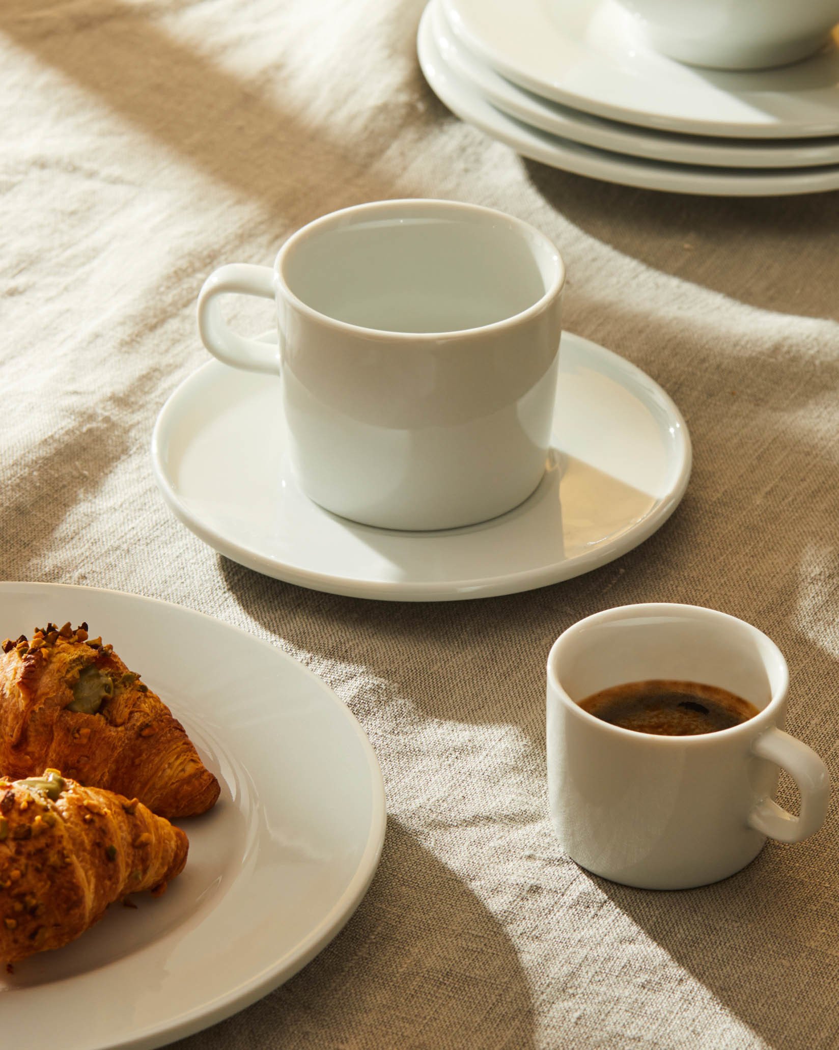 Блюдце для кофе. 4 предмета Alessi PlateBowlCup AJM28/77 - Вид №1