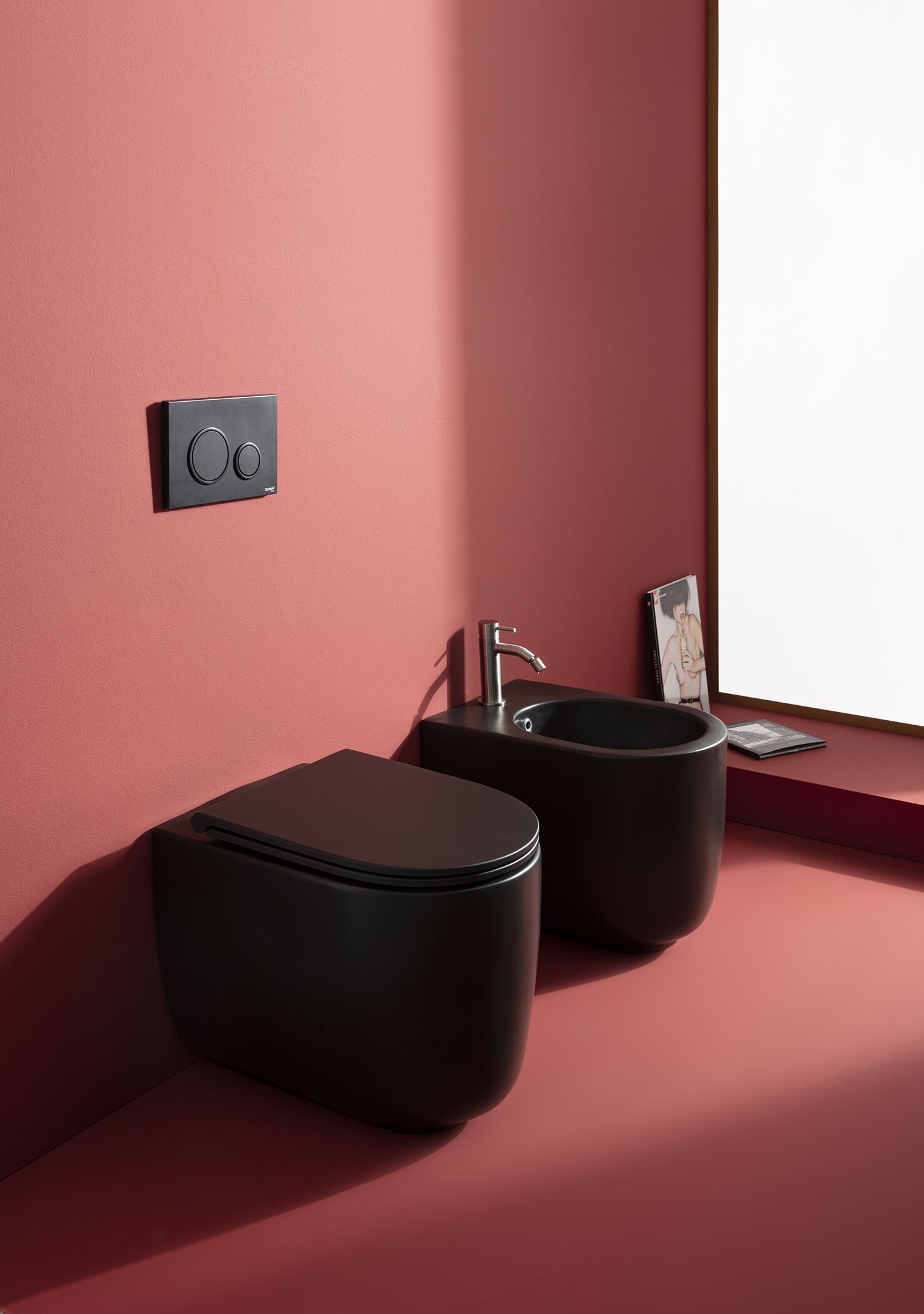 Туалет в оконном шкафу без бриды на полу Olympia Ceramica Milady ARCH-00059898 - Вид №4