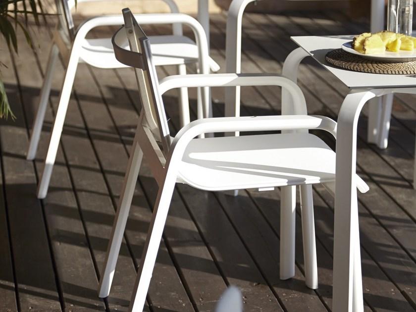 GANDIABLASCO Штабелируемое садовое кресло Batyline® с подлокотниками Stack sun-id-1477892 - Вид №9