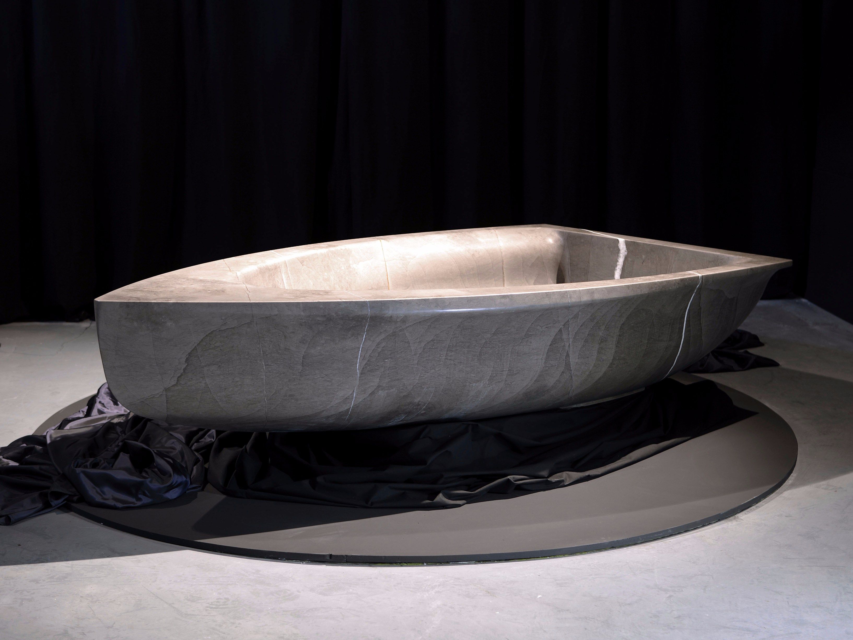 Ванна из натурального камня Antoniolupi VASCABARCA ARCH-00139703